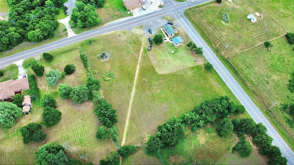 Photo 6 — 3703 N Hiwassee Road, Spencer, OK 73084
