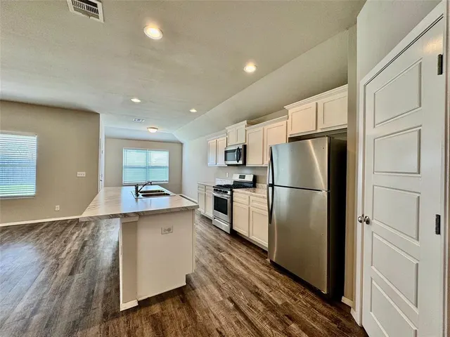 Photo 8 — 14116 N 74th Avenue, Collinsville, OK 74021