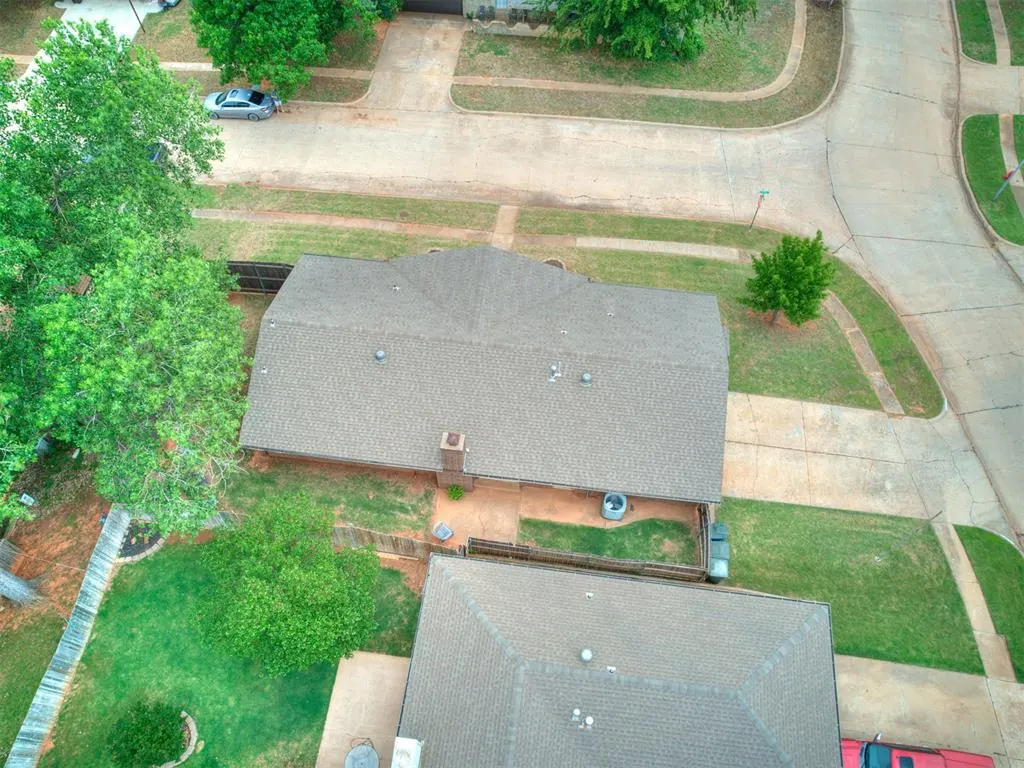 Photo 31 — 1019 N Blackwelder Avenue, Edmond, OK 73034