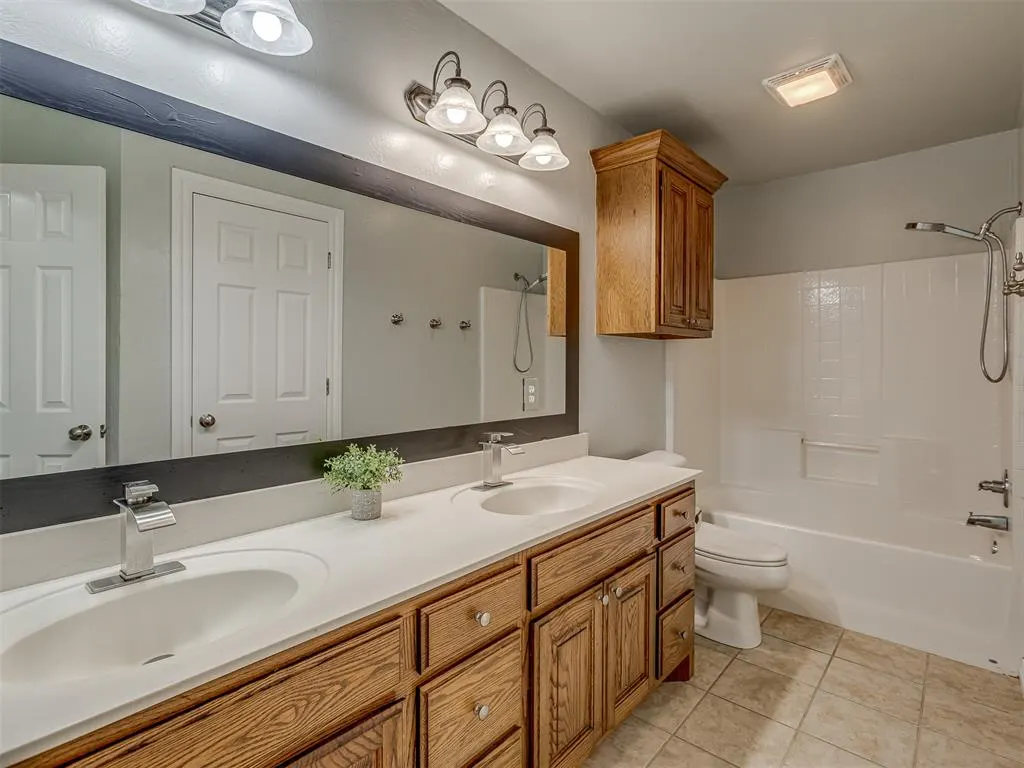 Photo 26 — 10461 Ridgeview Drive, Edmond, OK 73034