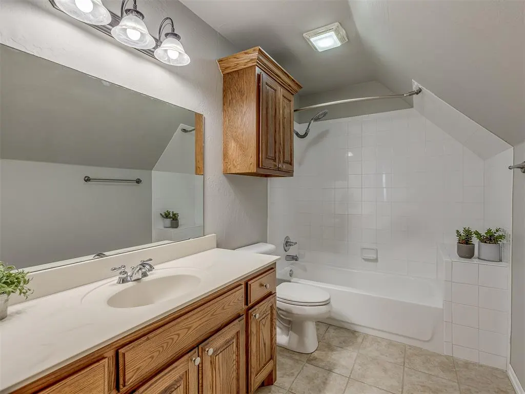 Photo 36 — 10461 Ridgeview Drive, Edmond, OK 73034
