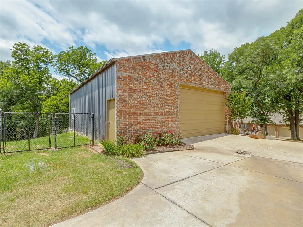 Photo 41 — 10461 Ridgeview Drive, Edmond, OK 73034