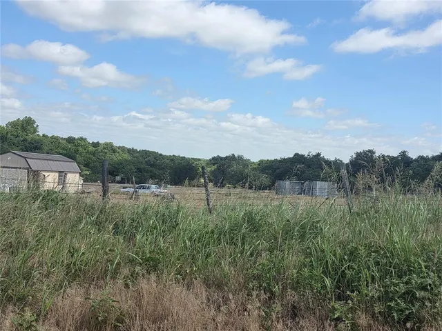 Photo 4 — 0000 County Road 1420, Cement, OK 73017