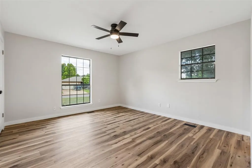 Photo 34 — 803 Hawthorne Lane, Edmond, OK 73003