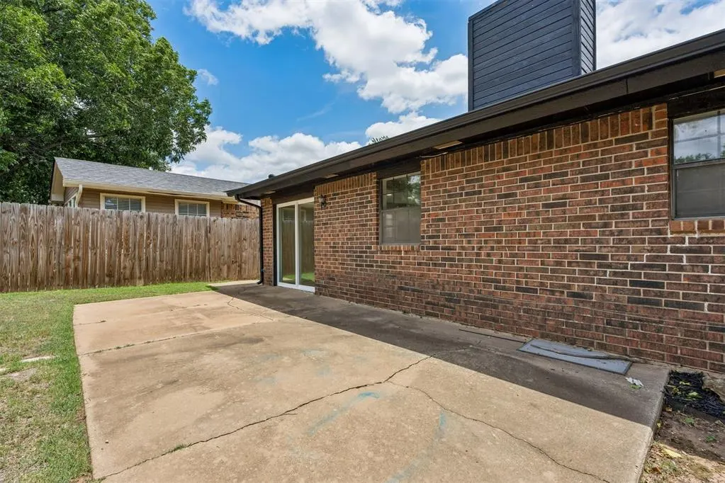 Photo 43 — 803 Hawthorne Lane, Edmond, OK 73003