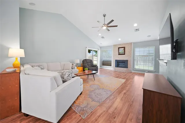 Photo 5 — 2401 Knollwood Street, Norman, OK 73071