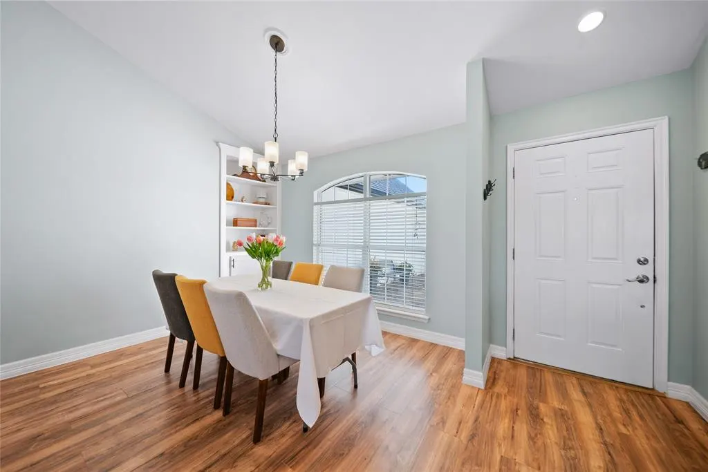 Photo 7 — 2401 Knollwood Street, Norman, OK 73071
