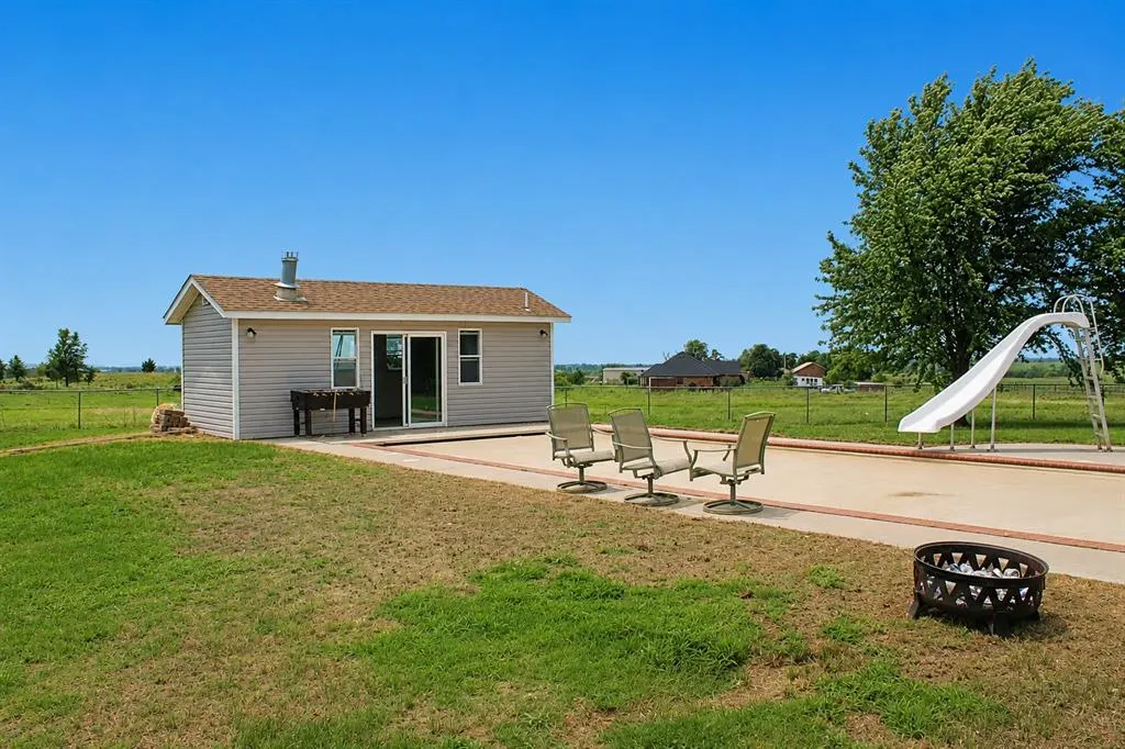 Photo 6 — 46069 County Street 2630 Street, Apache, OK 73006
