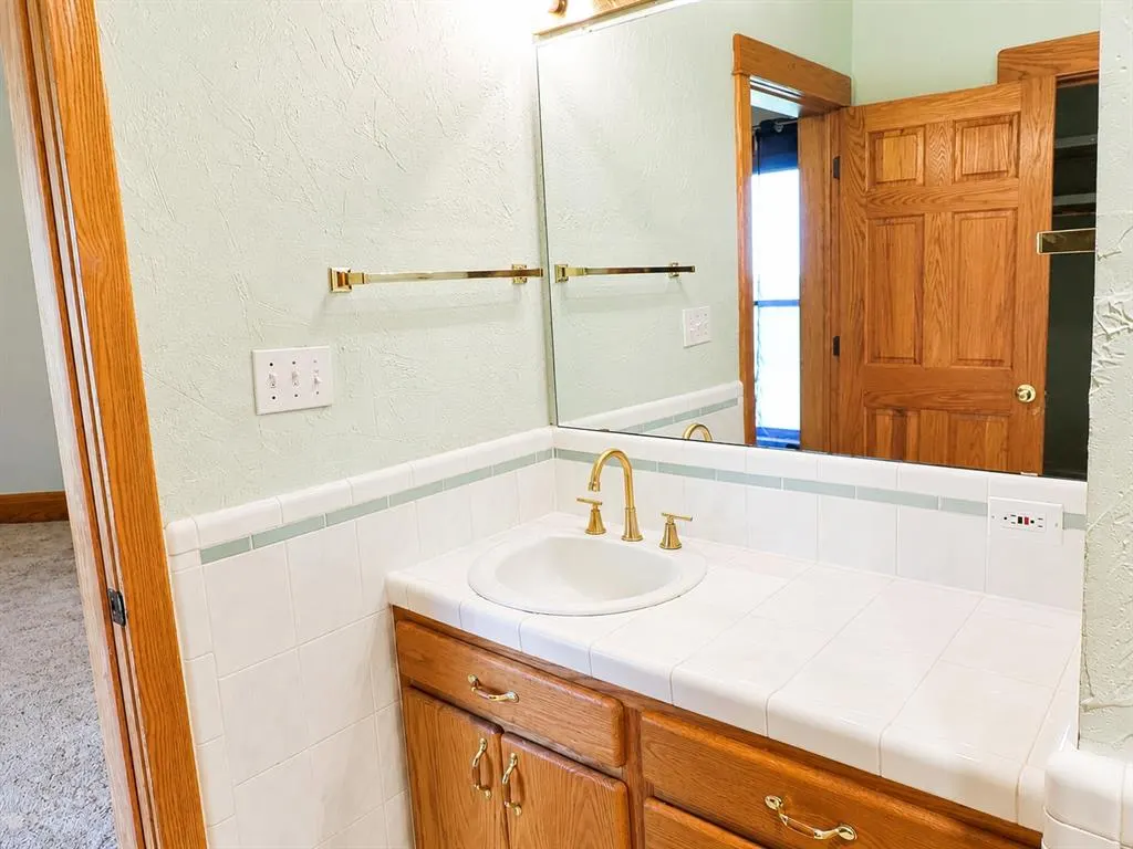Photo 42 — 46069 County Street 2630 Street, Apache, OK 73006