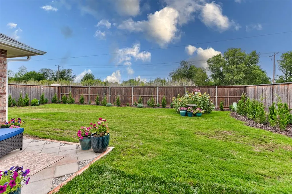 Photo 5 — 12413 SW 30th Street, Yukon, OK 73099