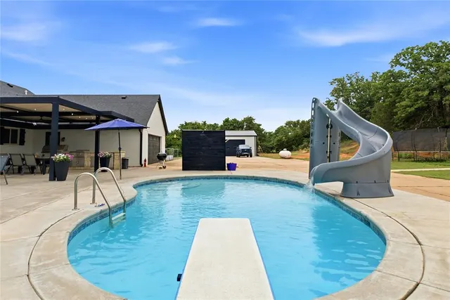Photo 4 — 12300 S Hiwassee Road, Oklahoma City, OK 73165