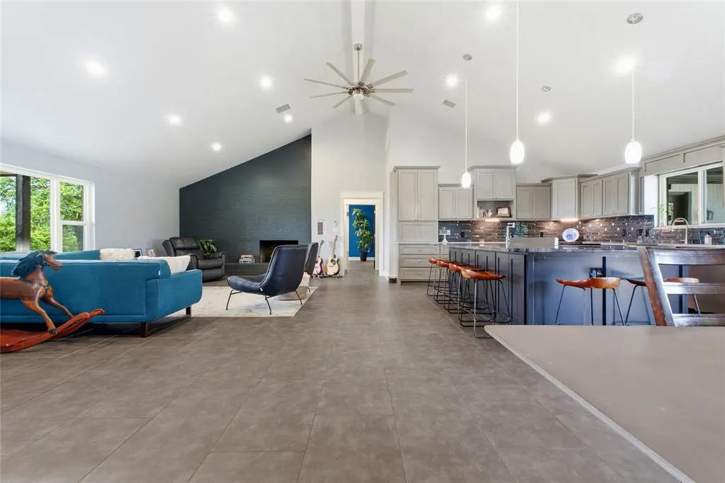 Photo 10 — 12300 S Hiwassee Road, Oklahoma City, OK 73165