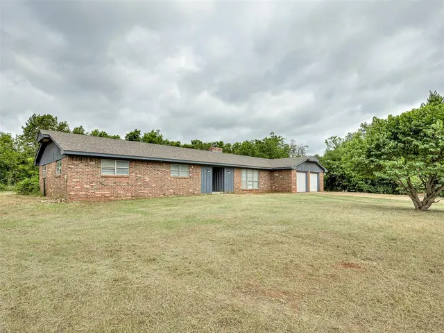 Photo 3 — 27115 Western Avenue, Washington, OK 73093