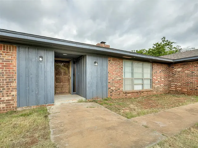 Photo 4 — 27115 Western Avenue, Washington, OK 73093