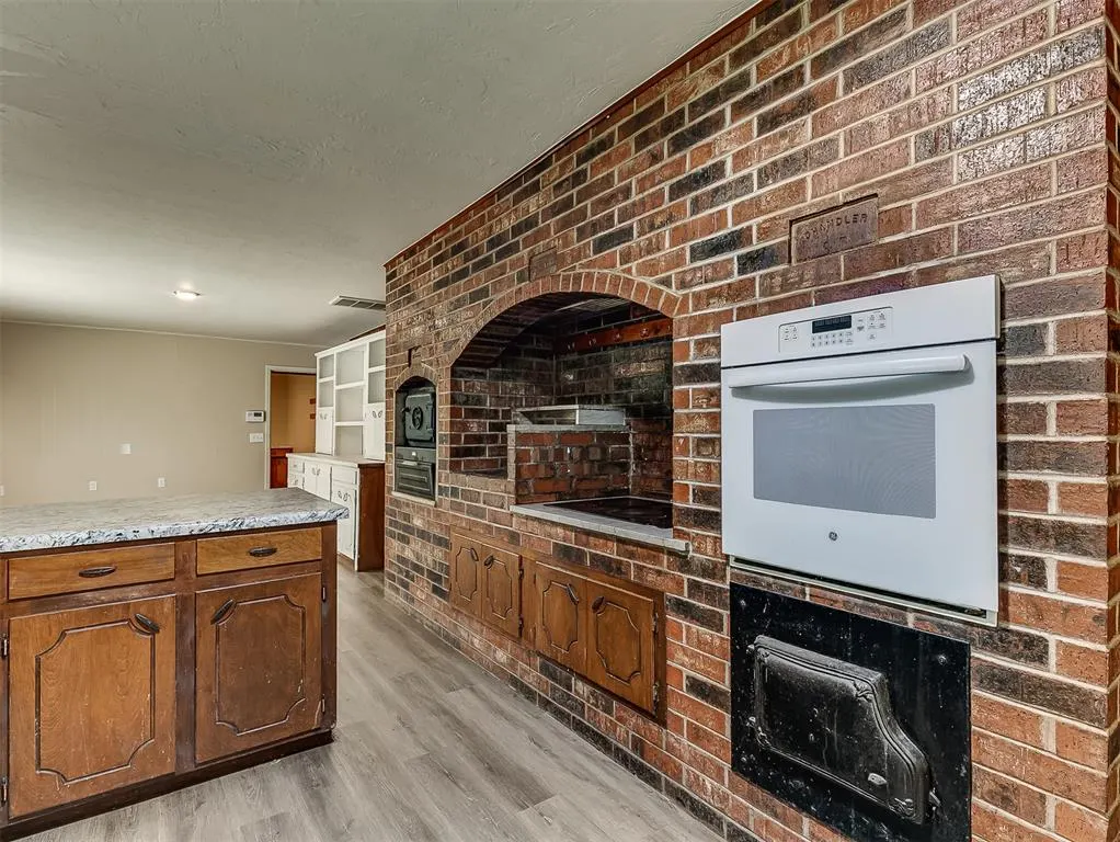 Photo 15 — 27115 Western Avenue, Washington, OK 73093