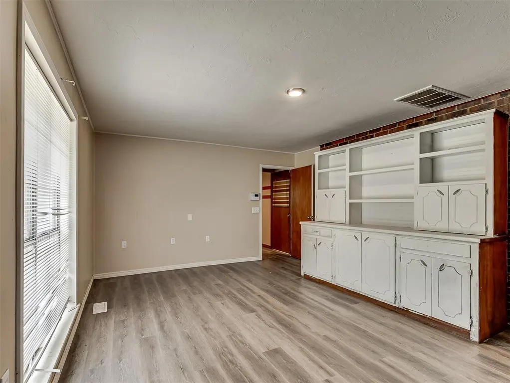 Photo 17 — 27115 Western Avenue, Washington, OK 73093