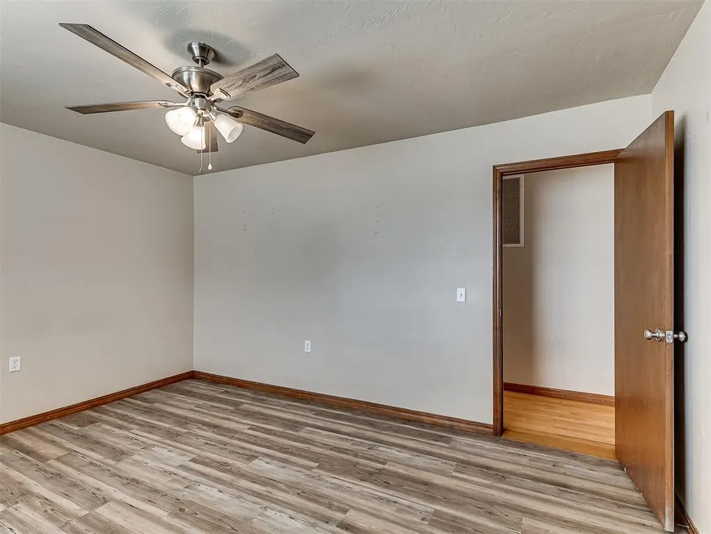 Photo 29 — 27115 Western Avenue, Washington, OK 73093