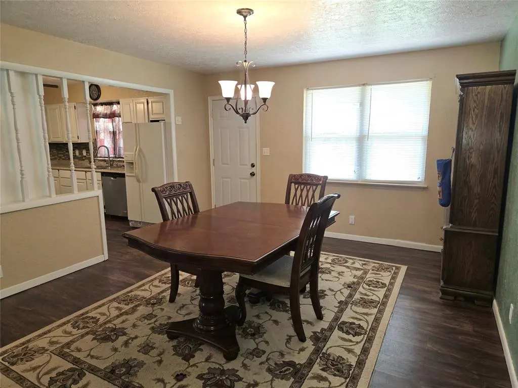 Photo 13 — 702 W Country Club Road, Chickasha, OK 73018