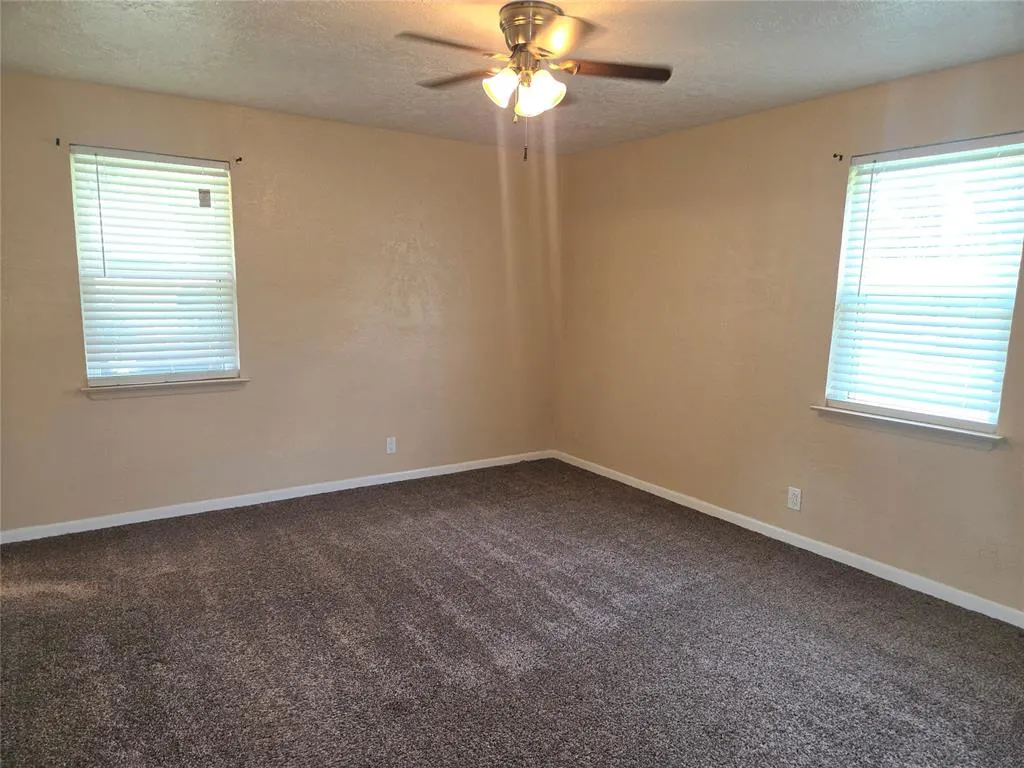 Photo 20 — 702 W Country Club Road, Chickasha, OK 73018