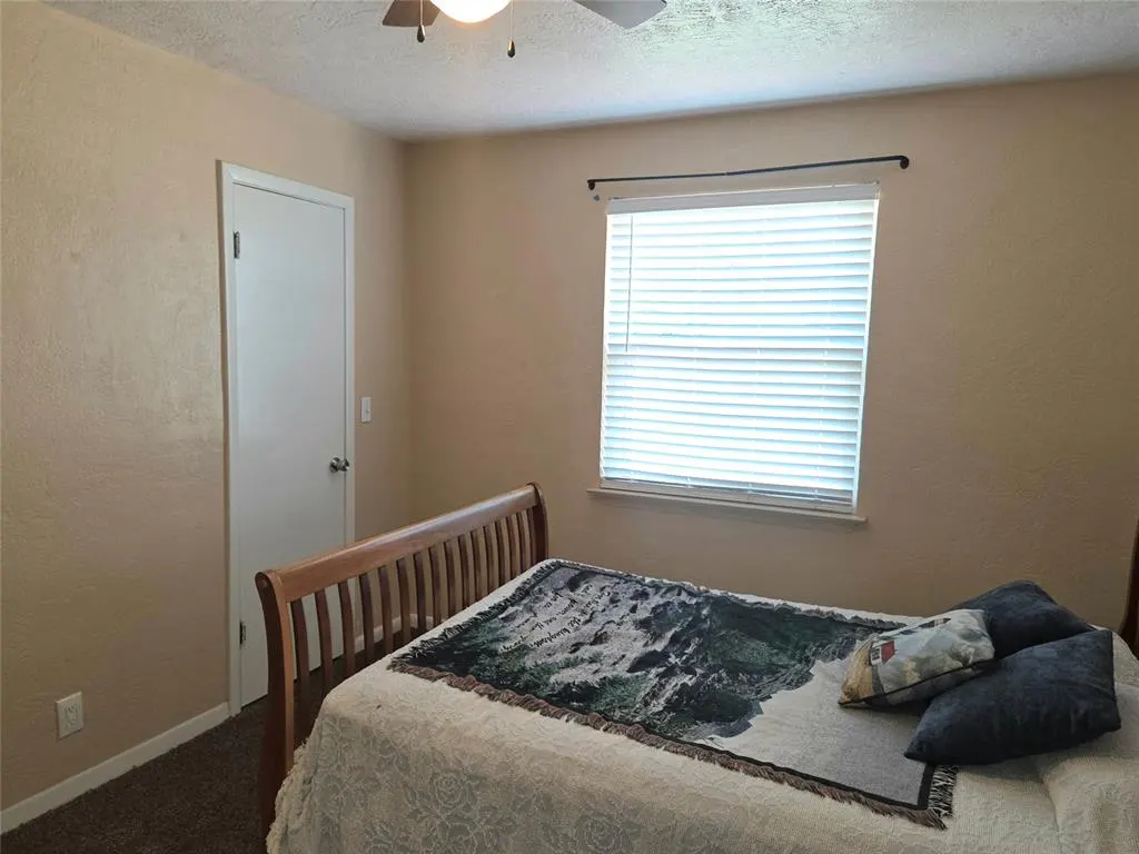 Photo 32 — 702 W Country Club Road, Chickasha, OK 73018