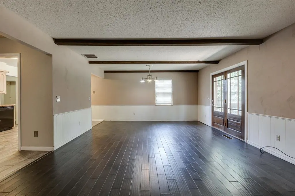 Photo 14 — 11007 Greystone Avenue, Oklahoma City, OK 73120