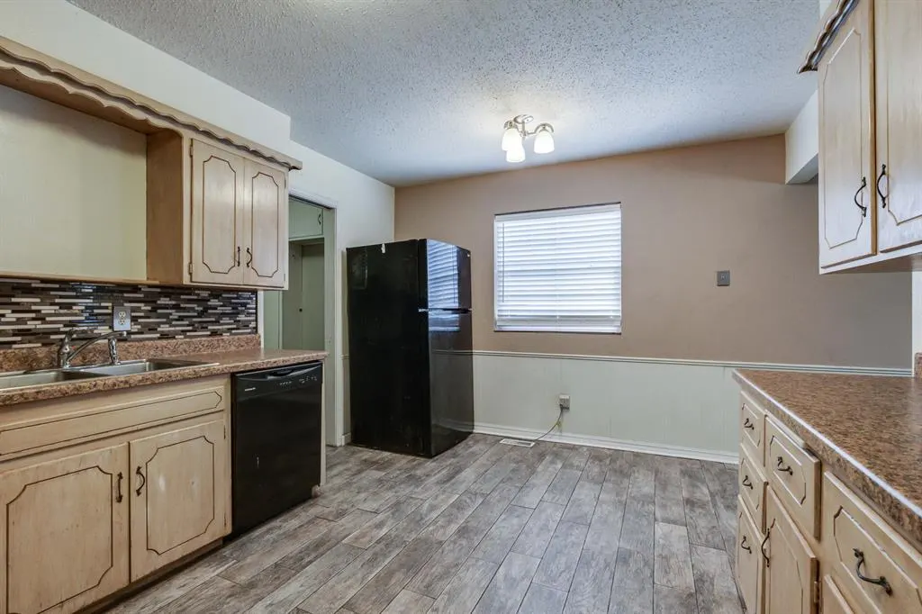 Photo 23 — 11007 Greystone Avenue, Oklahoma City, OK 73120