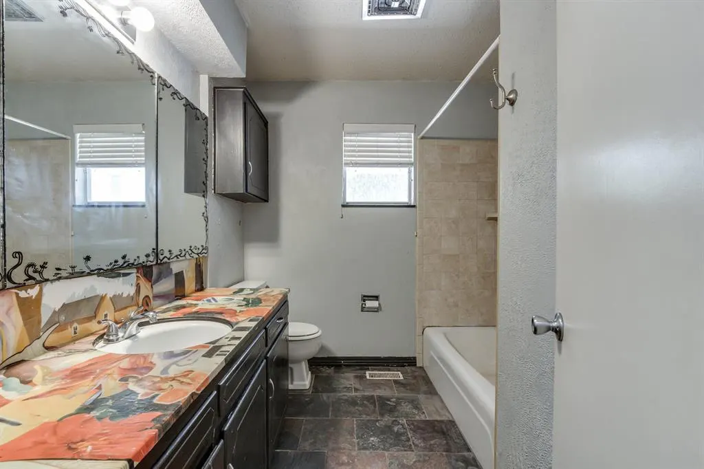Photo 24 — 11007 Greystone Avenue, Oklahoma City, OK 73120