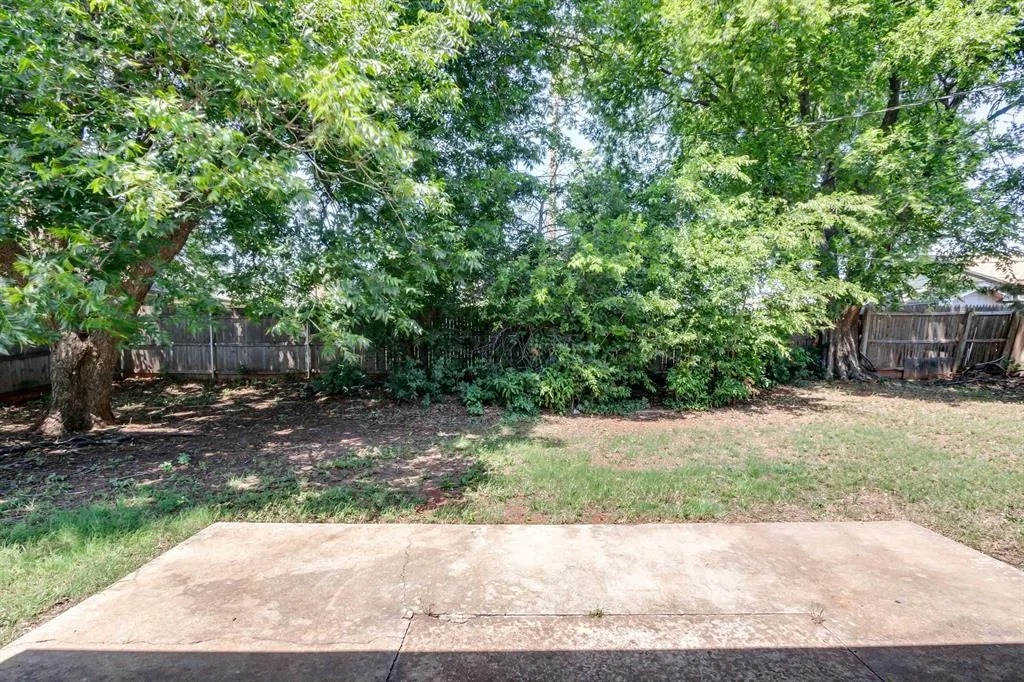 Photo 40 — 11007 Greystone Avenue, Oklahoma City, OK 73120