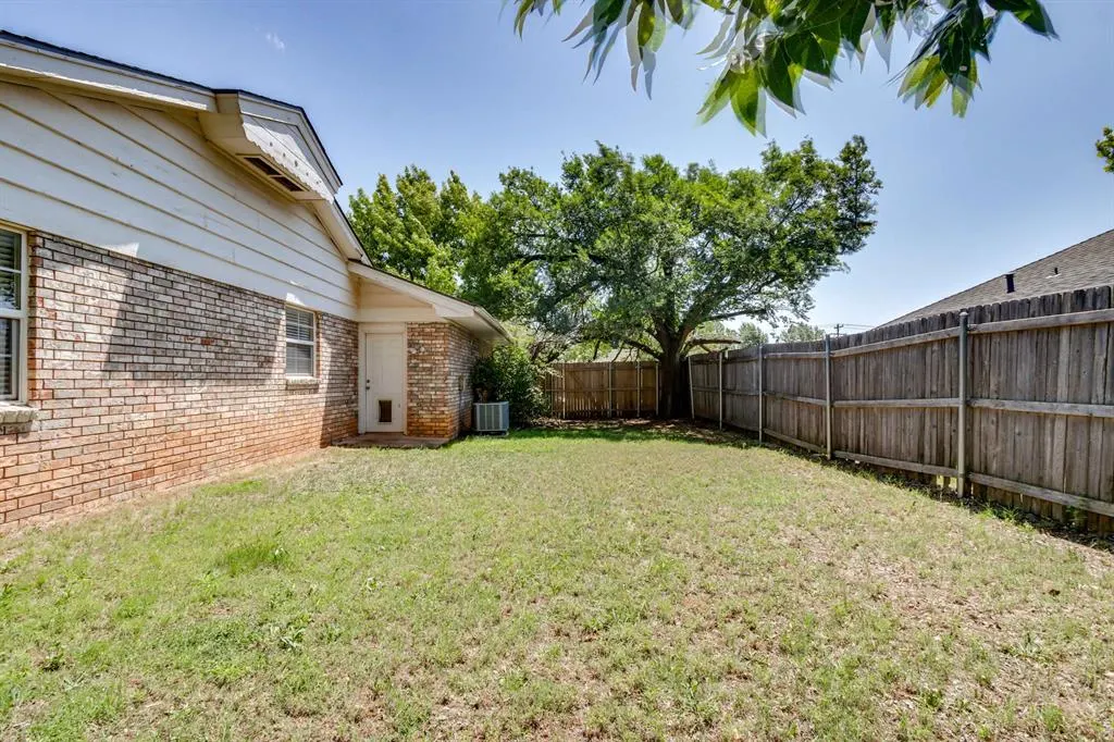 Photo 43 — 11007 Greystone Avenue, Oklahoma City, OK 73120