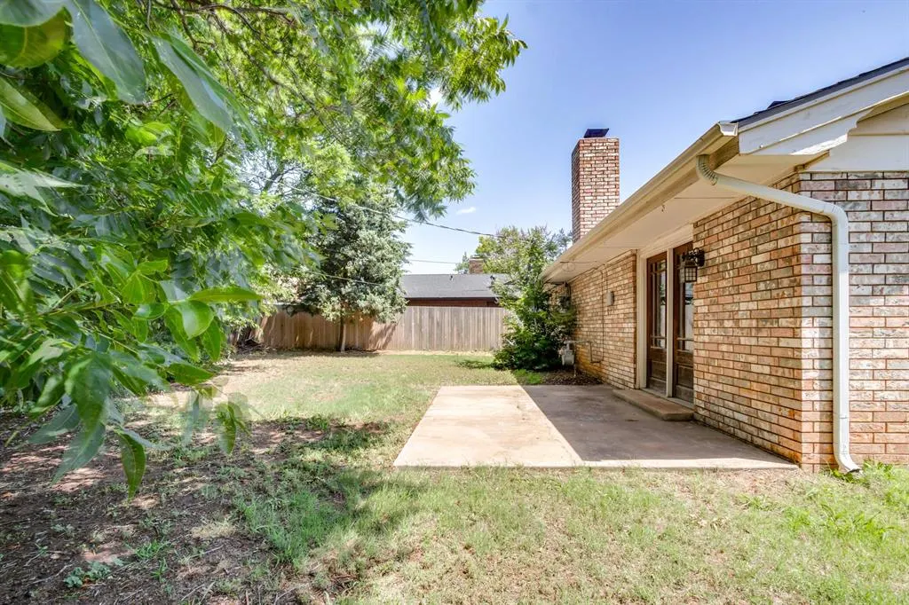 Photo 44 — 11007 Greystone Avenue, Oklahoma City, OK 73120
