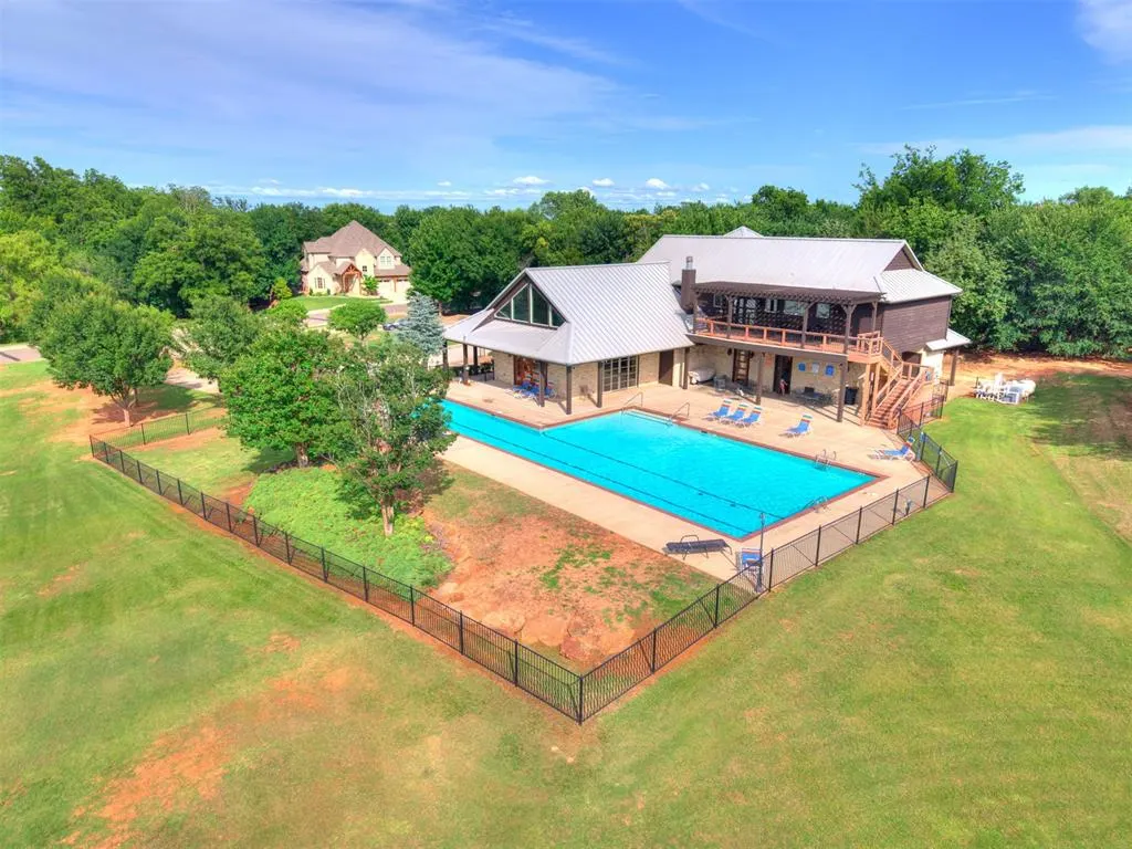 Photo 37 — 1921 Hallbrooke Drive, Norman, OK 73071