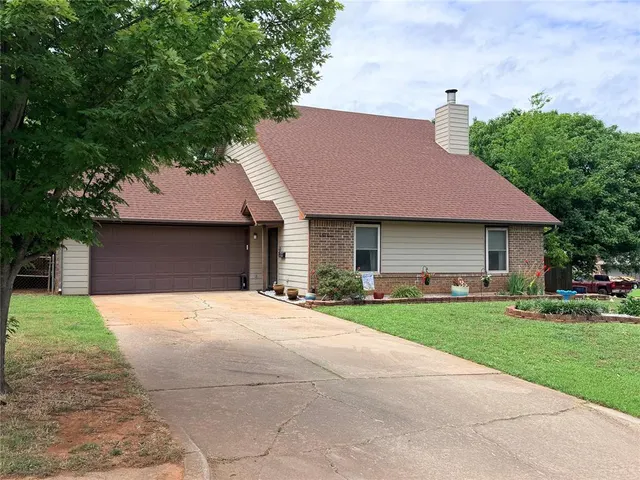 Front exterior — 1310 Silver Maple Lane, Noble, OK 73068