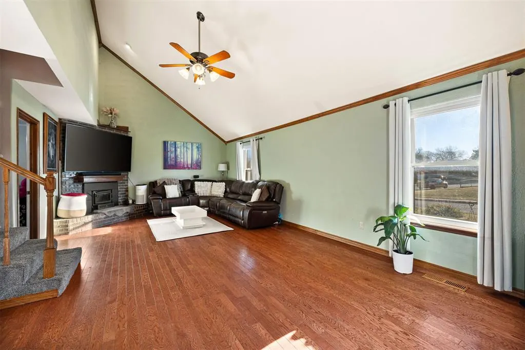 Photo 6 — 1310 Silver Maple Lane, Noble, OK 73068