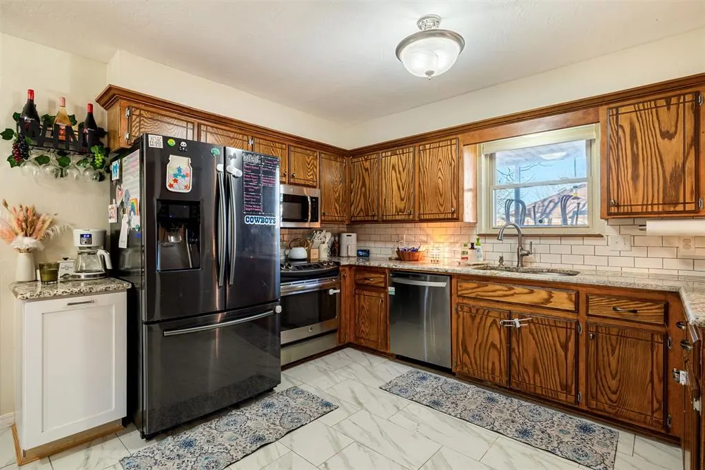 Photo 11 — 1310 Silver Maple Lane, Noble, OK 73068