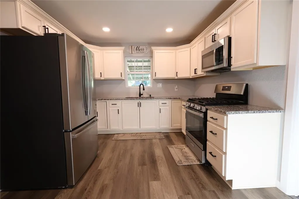 Photo 9 — 303 E Garvin Avenue, Pauls Valley, OK 73075