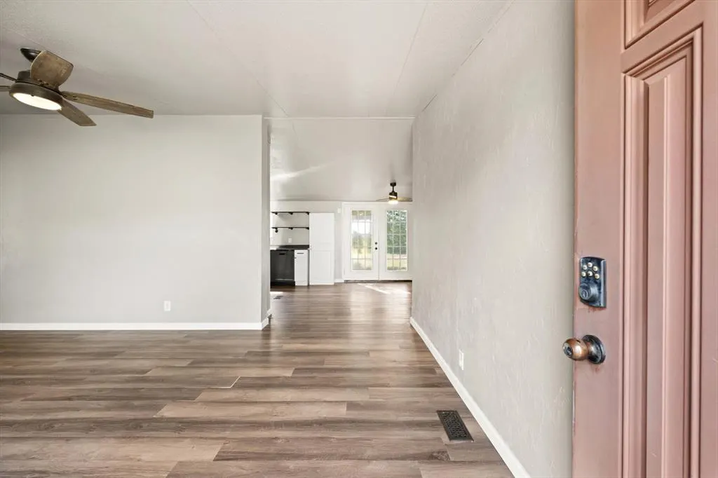 Photo 8 — 930215 S 3300 Road, Luther, OK 73054