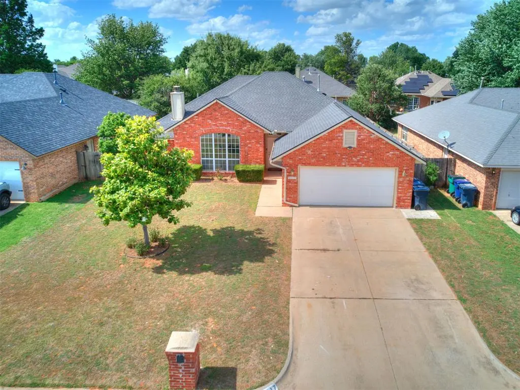 Photo 3 — 9617 Gold Field Place, Oklahoma City, OK 73128