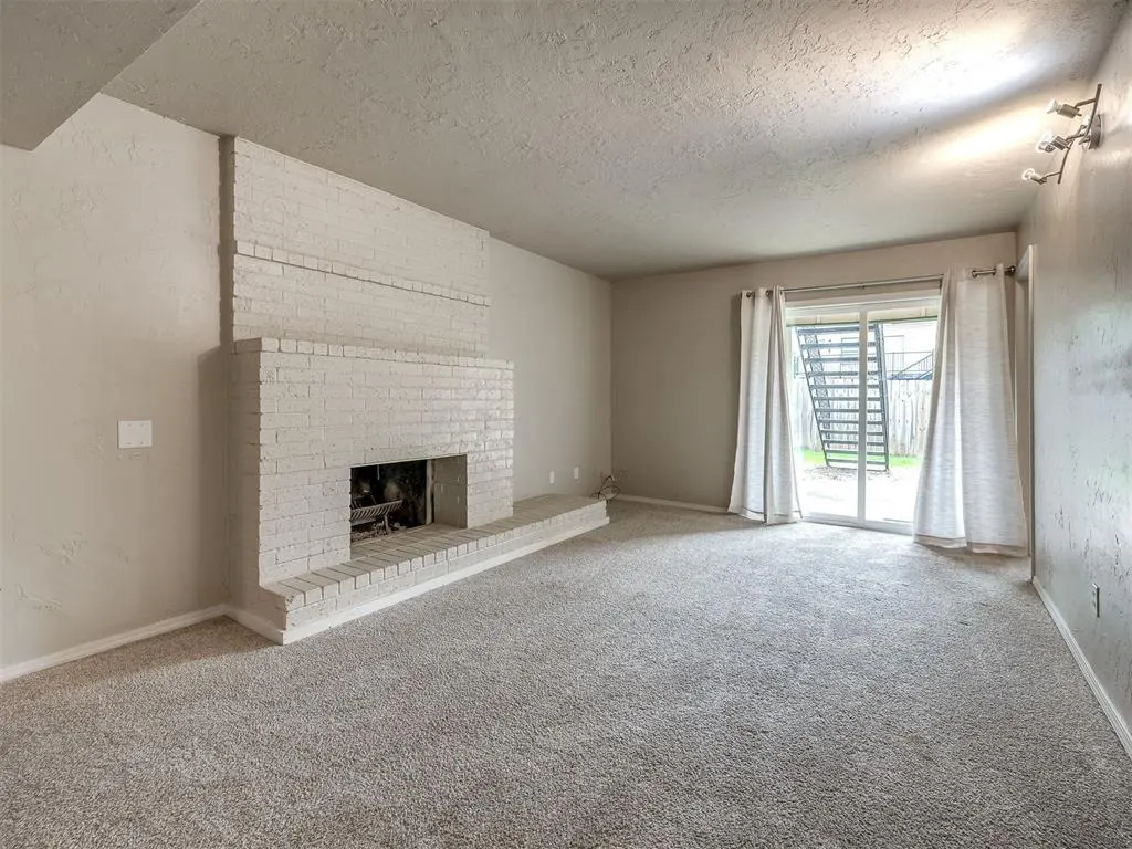 Photo 7 — 1819 E Lindsey Street 3, Norman, OK 73071