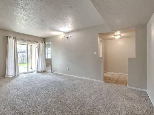 Photo 8 — 1819 E Lindsey Street 3, Norman, OK 73071