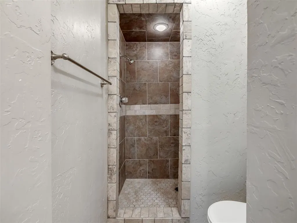 Photo 22 — 1819 E Lindsey Street 3, Norman, OK 73071