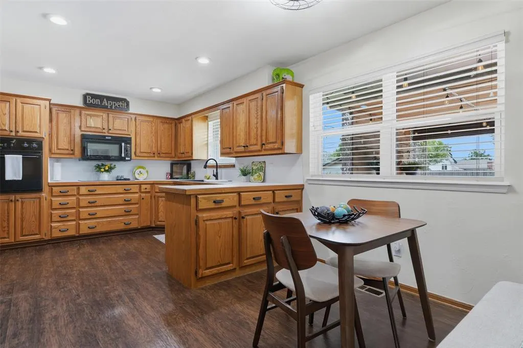 Photo 11 — 6812 N Ann Arbor Terrace, Oklahoma City, OK 73132