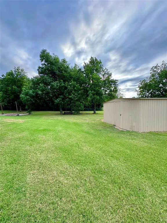 Photo 10 — 2021 N Draper Avenue, Choctaw, OK 73020