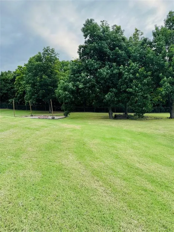 Photo 17 — 2021 N Draper Avenue, Choctaw, OK 73020