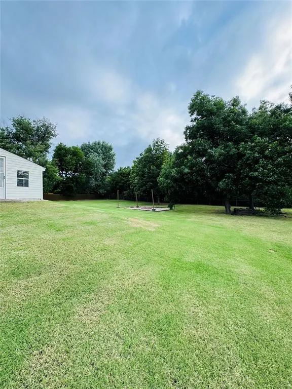 Photo 18 — 2021 N Draper Avenue, Choctaw, OK 73020