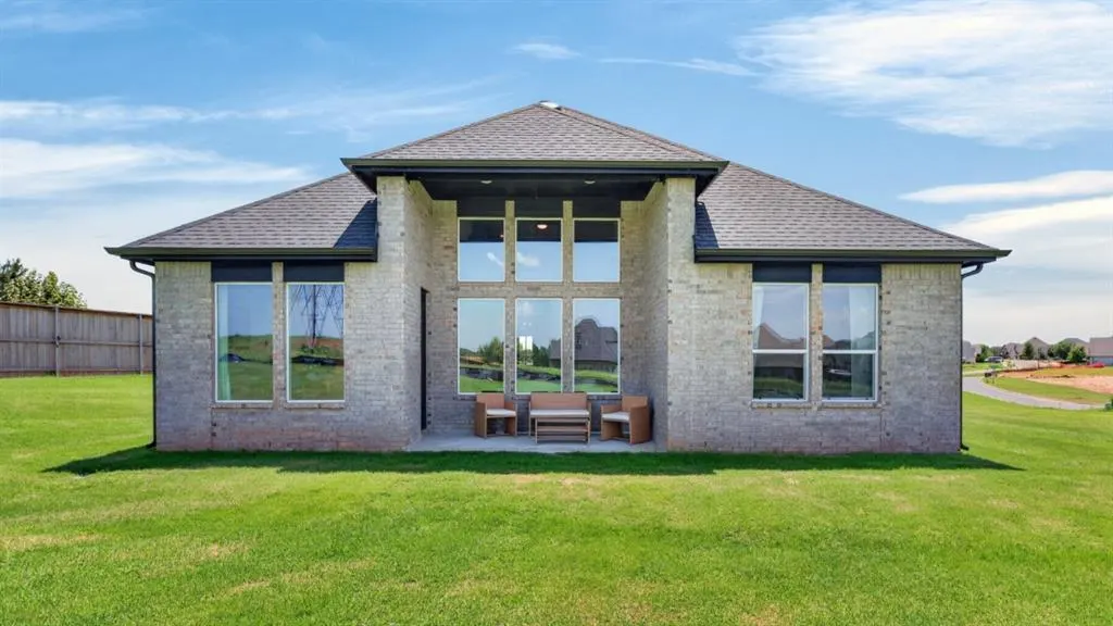 Photo 25 — 8809 Hidden Meadow Drive, Edmond, OK 73007