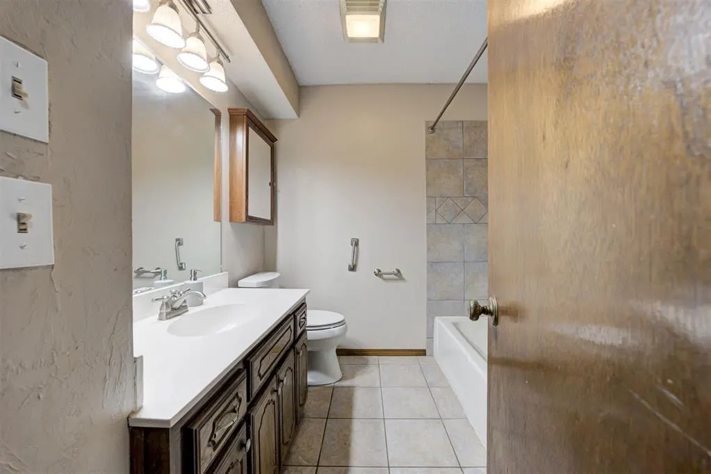 Photo 34 — 4409 NE Koerner Road, Piedmont, OK 73078