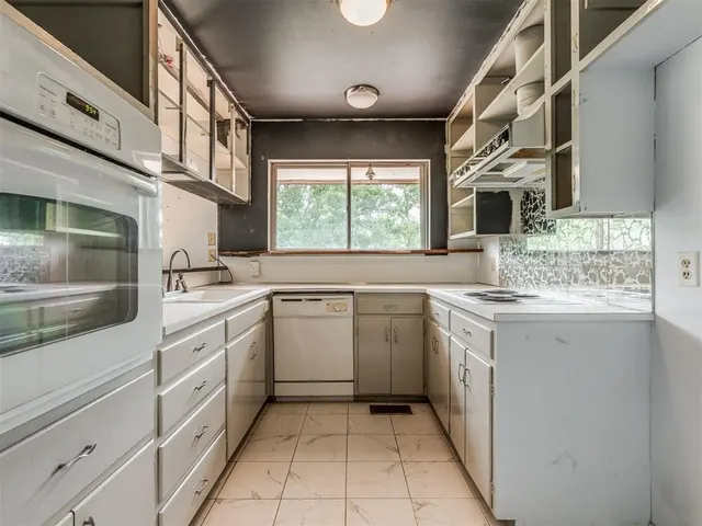 Photo 8 — 38021 W Highway 16, Bristow, OK 74010