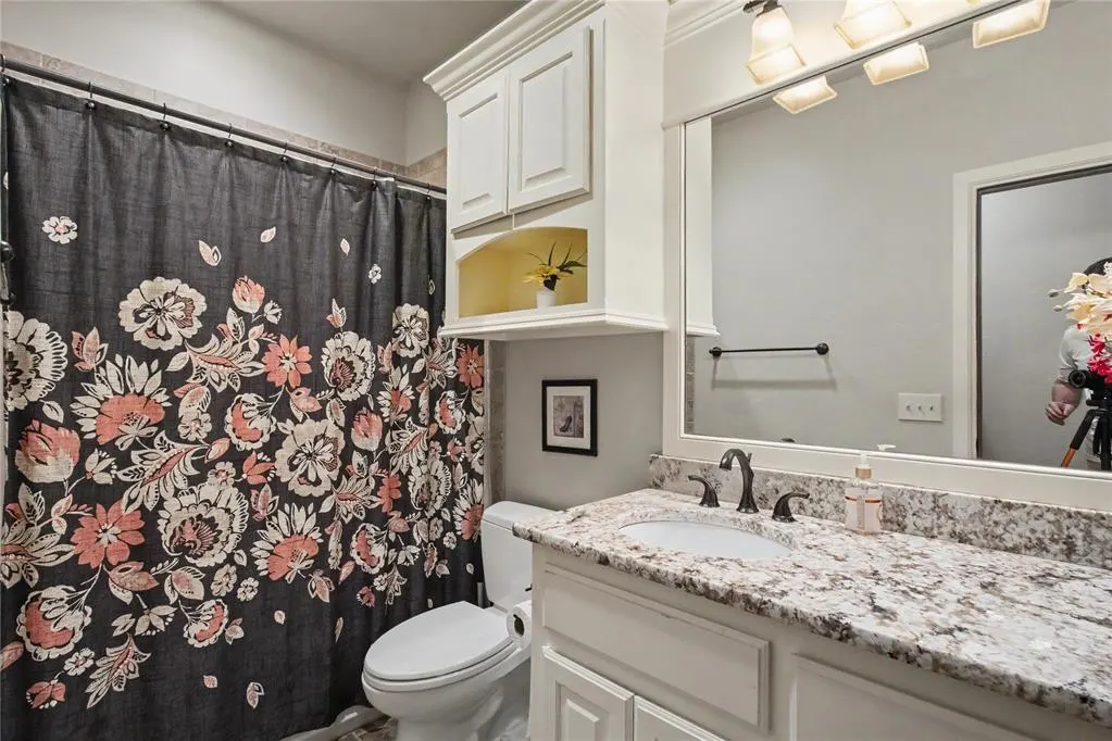 Photo 13 — 19917 Aaron Drive, Harrah, OK 73045