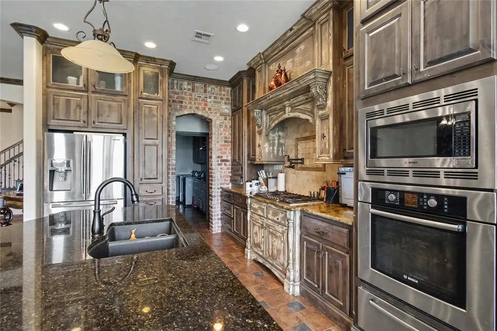 Photo 16 — 19917 Aaron Drive, Harrah, OK 73045