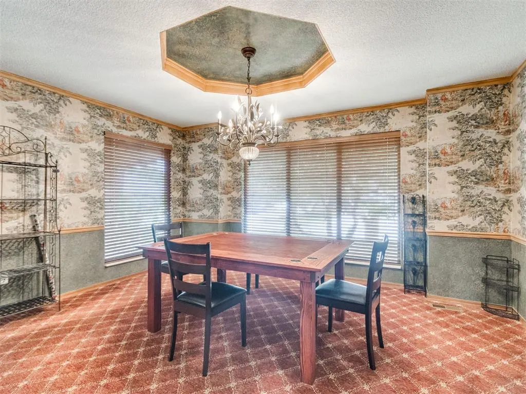 Photo 18 — 6105 Sudbury Drive, Oklahoma City, OK 73162